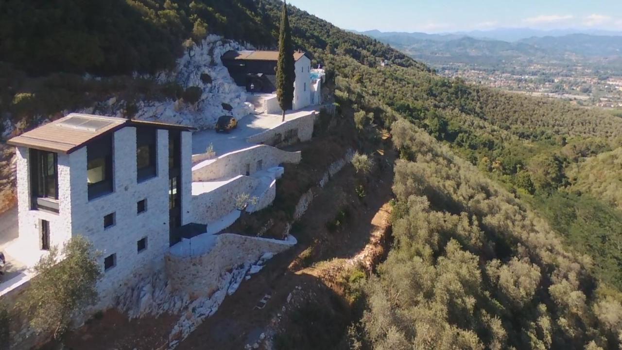 Villetta Farfallina "The Unique Property In The World With An Openable Roof" Lucca Exterior photo