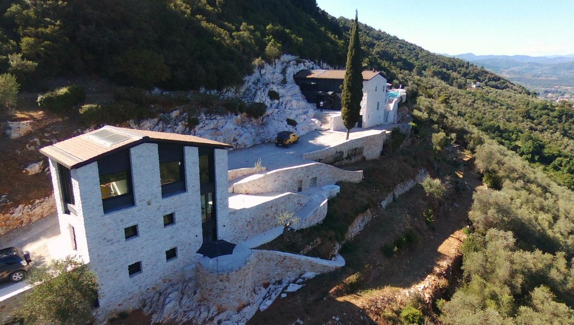 Villetta Farfallina "The Unique Property In The World With An Openable Roof" Lucca Exterior photo